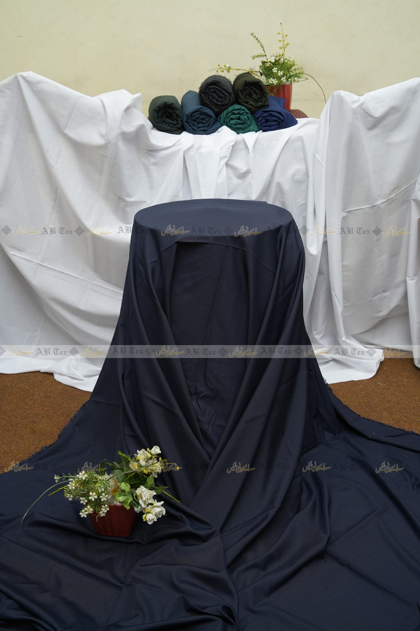 Elegant Boski Dark navy blue
